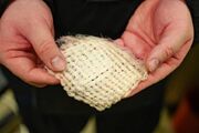 لباس جدیدی که آب آشامیدنی را از رطوبت هوا می‌گیرد