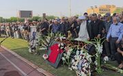 «دِلو» پیشکسوت فوتبال در میان بدرقه پرشور مردم بوشهر به خانه ابدی رفت