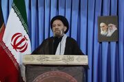 امام جمعه خرم‌آباد: مطالبات ملت باید با صراحت در مجامع بین‌المللی پیگیری شود