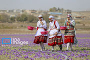 طلای سرخ، علیه مهاجرت روستاییان گلستان