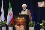 امام جمعه موقت قزوین: وحدت عامل شکست توطئه‌ استکبار جهانی است