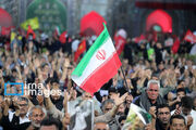 امام جمعه بوشهر: رهبری محور وحدت و رمز پیروزی ملت ایران است
