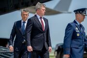 معاون وزیر جنگ آمریکا کناره گیری می‌کند