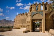 مقصدی به رنگ تاریخ و فرهنگ بلوچ/ قلعه‌، نخلستان‌ و سوزن‌دوزی‌؛ سه ضلع گردشگری ایرانشهر