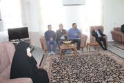 دیدار مسوولان با خانواده شهید حضرتی از شهدای اقتدار ملی بهزیستی قصرشیرین