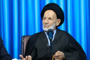 امام جمعه بیرجند: سنگرهای فرهنگی در برابر تهاجم دشمن حفظ شود