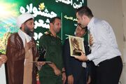 برترین‌های جشنواره منطقه‌ای شعر بلوط در شهرستان فلارد معرفی شدند