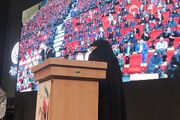 دختر سپهبد شهید سلامی: زن ایرانی سازنده تاریخ است