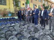 توزیع یک هزار بسته کمک‌آموزشی میان دانش‌آموزان کم‌برخوردار البرز