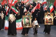 رزمایش باشکوه ۱۱۰ هزار جانفدایان هرمزگانی در کنار آب های نیلگون خلیج فارس