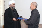 تکریم مسوول نمایندگی ولی‌فقیه در سپاه هرمزگان از یادگاران جهاد و شهادت
