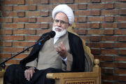 امام جمعه کرمانشاه: فداکاری امدادگران هلال احمر مصداق جهاد فی سبیل‌الله است