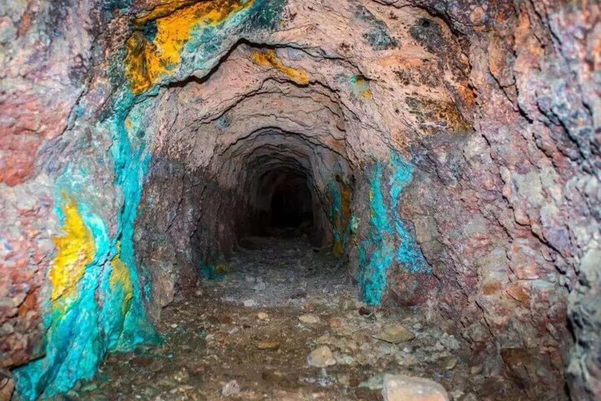 فیروزه خراسان رضوی؛ از گنجینه ۷ هزار ساله تا رویای گردشگری صنعتی