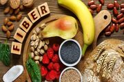 ۳ نشانه فیزیکی که می‌گوید بیش از حد فیبر مصرف می‌خورید