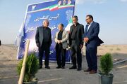 آیین کلنگ زنی نیروگاه خورشیدی ۲۱ مگاواتی دانشگاه آزاد اسلامی سیرجان برگزار شد