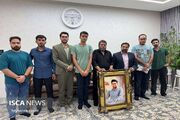 دیدار با خانواده پاسدار شهید جنگ تحمیلی سوم در کاشان