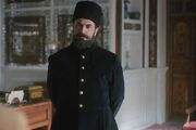 سرخ و سیاه؛ آزمون موفق آیدا پناهنده در ساخت اثر تاریخی