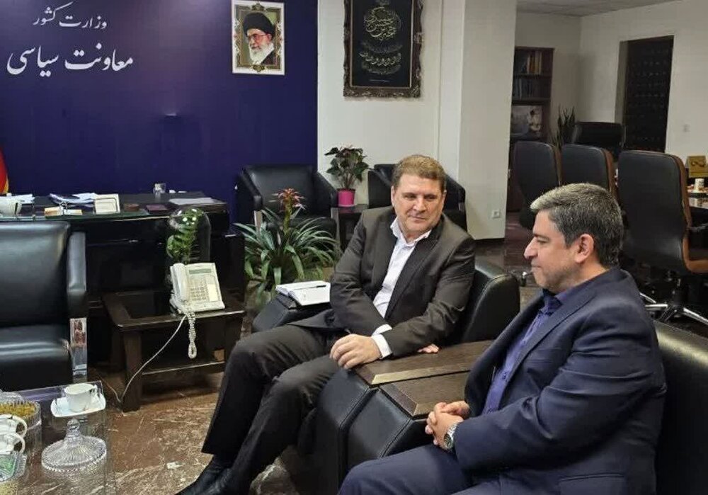 اهمیت توجه به شعار محوری وفاق ملی بین جریانهای سیاسی استان اردبیل