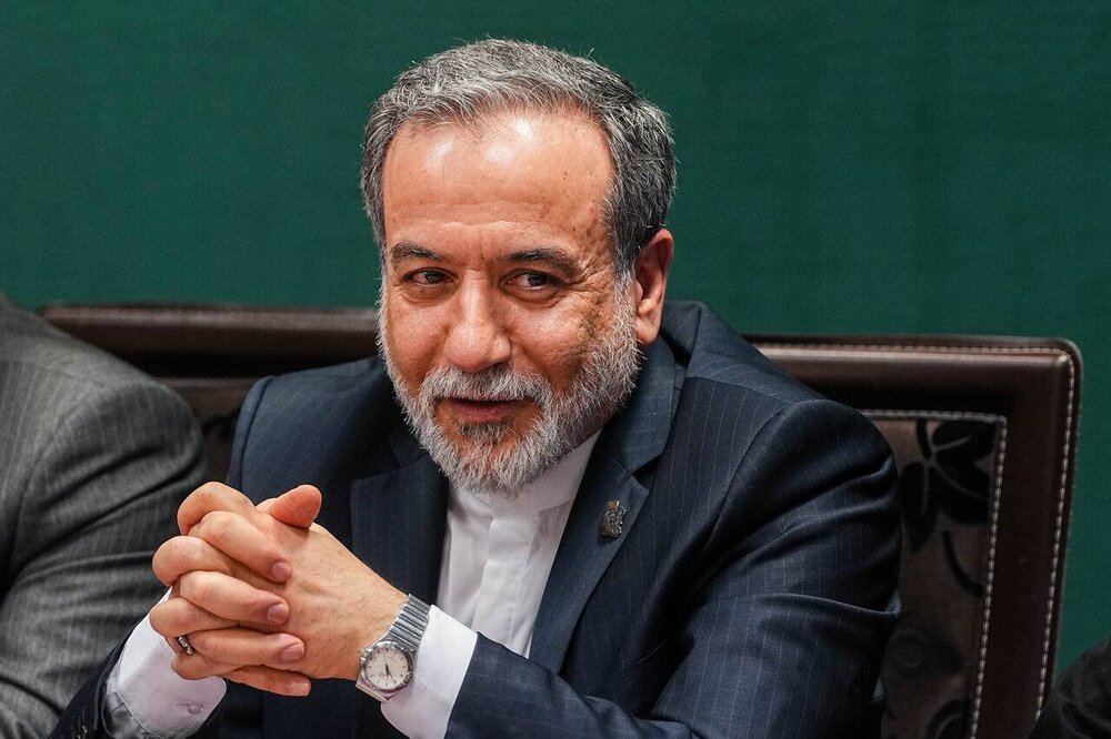 عراقچی:مدیون مردم و نیروهای مسلح هستیم/خاتمه جنگ در تمام جبهه‌ها اعلام می‌شود