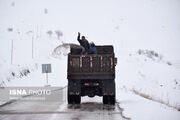 ذخیره‌سازی ۱۷۰۰تن شن و نمک در راهدارخانه‌ها و محورهای برف‌گیر مهدیشهر