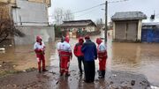 امدادرسانی به خانوارهای سیل زده در رشت با قایق