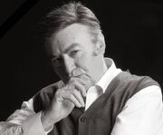 صدای ماندگار دوبله؛ ‌سرد، آرام و مرموز؛ زندگی ناصر طهماسب از زبان خودش