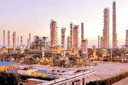 ظرفیت تولید محصولات پتروشیمی به ۱۰۰ میلیون تن رسید