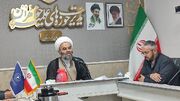 مدیر حوزه علمیه خواهران کردستان: بانوی کرد می‌تواند الگویی فراملی برای زنان باشد