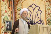 مردم در کنار مسئولان برای حل مشکلات کشور وارد میدان شوند/ خیابان‌ها نباید خالی بمانند