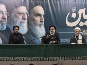دشمن به دنبال ایجاد تفرقه و اختلاف در بین مردم است