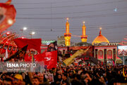 بارگاه امام حسین(ع) را چه کسی و کی ساخته است؟