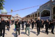 قشقایی‌های شیراز صبح تاسوعا به سمت شاهچراغ (ع) دسته‌روی می‌کنند