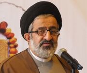استاد حوزه و دانشگاه: رهبر شهید با ارائه گفتمان نو، ساختار قدرت جهانی را دگرگون کرد