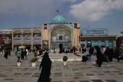 گویی سراسر پیشوا حرم جعفر بن موسی‌الکاظم(ع) شده بود/ بلیت نداشتند اما راه دل را بلد بودند