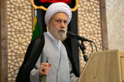 امام جمعه شیراز: برای مقابله با دشمن از دولت حمایت کنیم/ جوانان را دریابیم