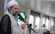امام‌جمعه زاهدان: نسل جوان ایران به سلاح علم و ایمان مجهز شود