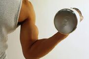 ۹۰ دقیقه تمرین قدرتی در هفته؛ نسخه‌ای ساده برای عمر طولانی‌تر