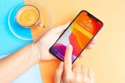 هشدارهای امنیتی روی صفحه قفل آیفون ظاهر می‌شوند