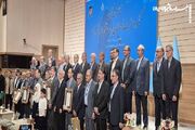اساتید نمونه کشوری و اساتید شهید جنگ‌های اخیر تجلیل شدند