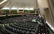 از همه ظرفیت‌های تقنینی و نظارتی برای صیانت از حقوق ملت در سیاست خارجی استفاده میکنیم