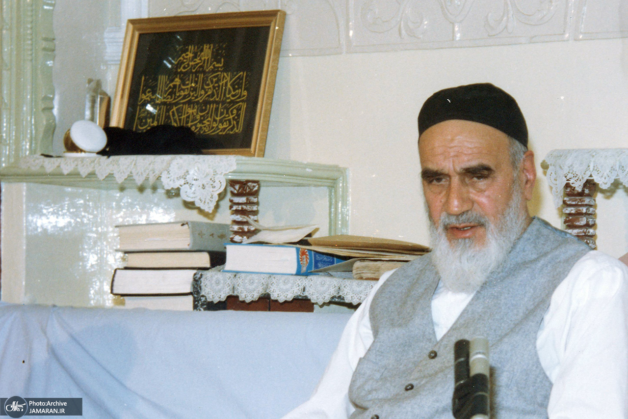 پیام امام خمینی در مهر ۵۹؛ هشدار به توطئه‌گران و تأکید بر بازگشت به مدارس