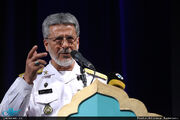 دریادار سیاری: جنگ امروز، نبرد اراده‌هاست/ تولید محتوای هوشمندانه، مهمات راهبردی در جنگ نرم است