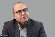 دیاکو حسینی، تحلیلگر مسائل بین‌الملل: مفاد تفاهم اخیر به گونه‌ای است که گویا آمریکا با یک ابرقدرت هم‌تراز خودش تفاهمی را امضا کرده است/ این تفاهم بسیار بیشتر از اینکه به نفع آمریکا باشد، به نفع ایران است