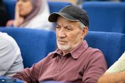 عطاءالله مهاجرانی: تا پیش از پیدایش پدیده ترامپ، با خودم می‌گفتم: «معجزه هزاره سوم» حقیقتاً پدیده است! ترامپ از راه رسید و تمامی پدیده‌های پیش و پس از خود را از بیخ و بن برانداخت! پریشان‌گویی ترامپ، نشانی روشن از روان‌پریشی او دارد