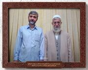 شهید مصباح‌الهدی باقری در کنار رهبر شهید/ تصویری تازه منتشر شده
