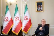 پزشکیان: شخصیت آیت‌الله سیدمجتبی خامنه‌ای استثنائی است
