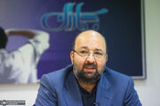 جواد امام، سخنگوی جبهه اصلاحات: منظور آقای خاتمی نه تسلیم است و نه کوتاه آمدن/ از موضع عزت و قدرت تفاهم کنیم/جنگیدن برای کشور افتخار است/ آنچه برای ما موضوعیت دارد، توسعه و پیشرفت ایران، حفظ عزت کشور و تأمین رضایت و رفاه مردم است