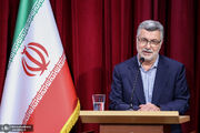 وزیر بهداشت: در جریان جنگ تحمیلی سوم بیش از 200 بیمارستان آسیب دید و 300 آمبولانس نیز تخریب شد/ بیمه‌ها گرانی دارو را پوشش دهند/ حقوق بهورزان 10 برابر شده است