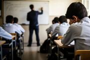 معاون وزیر بهداشت: دانش‌آموز بیمار را به مدرسه نفرستید