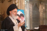 امام جمعه قم: دشمن در کنار فشار‌های نظامی و اقتصادی، عرصه فرهنگی و اجتماعی را نیز هدف قرار داده/ مقابله با آسیب‌های فرهنگی باید در دستور کار جدی مسئولان و دستگاه‌های مرتبط قرار گیرد